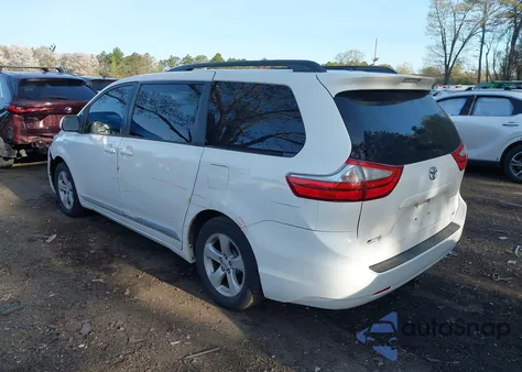 2015 Toyota Sienna Le 8 Passenger из США, поврежденный, VIN 5TDKK3DC5FS577945